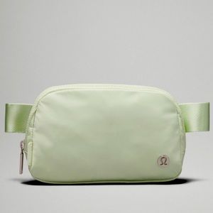 NWT Lululemon everywhere belt bag 1L